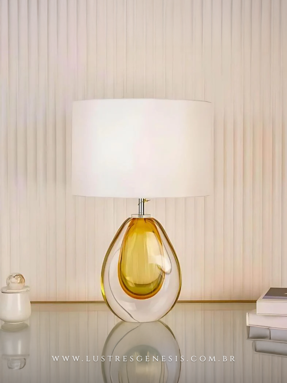 Abajur de Cristal e Detalhes Dourado Santorine